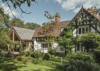 Modern extension in the landscape
